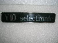 Scritta Y10 Selectronic