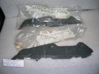 Supporto Paraurti Posteriore Destro e Sinistro Toyota Corolla Verso 2002-2004