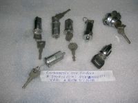 Cilindretti Con Chiave Per Sportellini Porta Ogetti Vari Per Auto D'epoca 