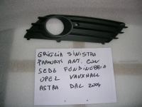 Griglia Paraurti Anteriore Sinistra Con Sede Fendinebbia Opel Astra H 2004-2006