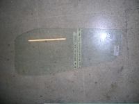 Vetro Fisso Anteriore Destro=Sinistro Mercedes 1617Trucks 2 Porte  74'  ( Cabina 381 )