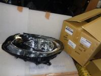 Proiettore Sinistro Mercedes Classe B Dal 2014 A Led Con Parabola Nera 