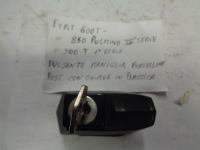 Pulsante Maniglia Portellone Posteriore Con Chiave In Plastica Per Fiat 600T / Fiat 850 Pulmino / Fiat 900 T Prima Serie