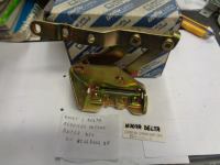 Cerniera Cofano Anteriore Destra Lancia Nuova Delta 