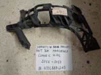 Supporto Paraurti Anteriore Destro Mercedes Classe C W204  2011-2013