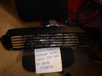 Griglia Paraurti Anteriore Centrale Toyota Yaris 2011 