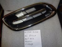 Griglia Anteriore Destra Nissan Micra 2001 Nera Con Profili Cromati